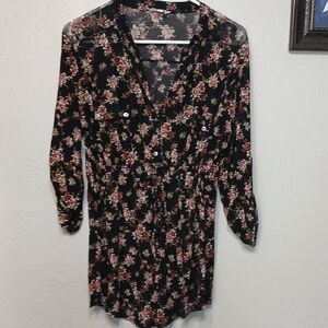 🧡Floral Black Shirt